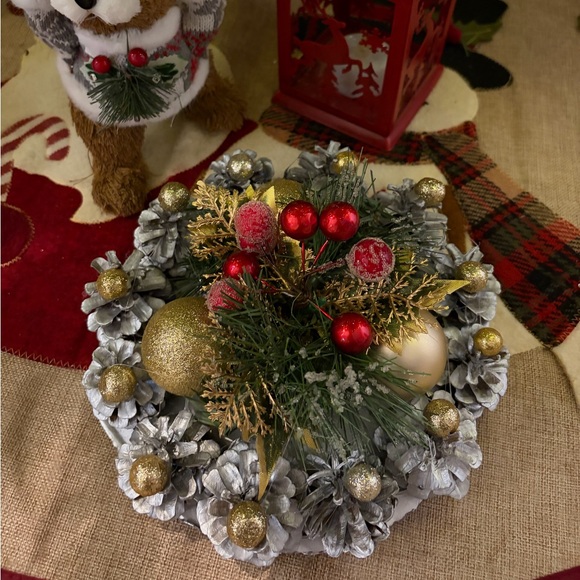 Silver Pinecone Christmas Centerpiece Red Gold Ornament Holiday Table Decor - Picture 2 of 3